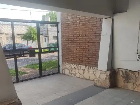 Casa en Alquiler en Rosario, $ 800.000