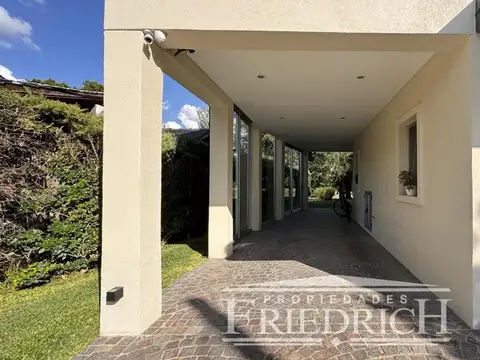 Casa en Venta en Country Club Banco Provincia, USD 420.000