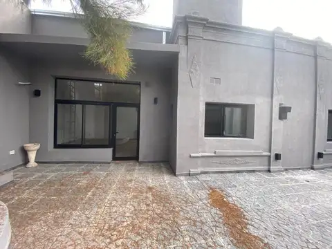 Sanchez de Bustamante 100