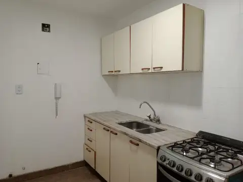 Departamento en Venta en Flores, USD 79.900