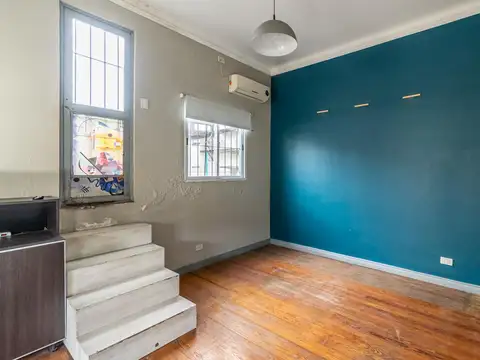 Depto Tipo Casa en Venta 56 años
