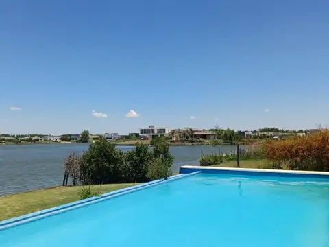 Casa en Alquiler en San Sebastian, USD 2.200