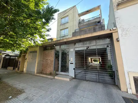Venta Depto de 2 ambientes con cochera en Villa Dominico