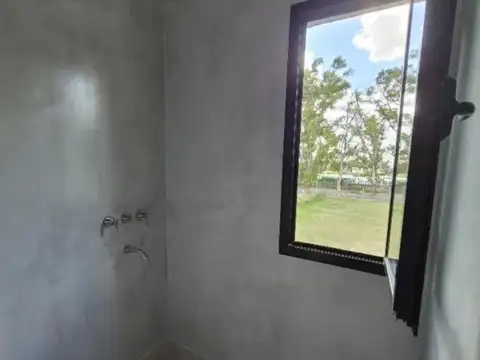 Casa en Venta en Pilar Del Este, USD 215.000