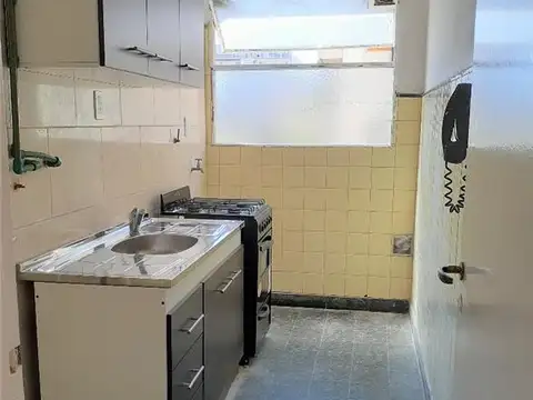 Departamento en Alquiler en Belgrano C, $ 500.000