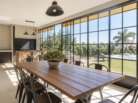 CASA EN VENTA EN SANTA ELENA - PILAR