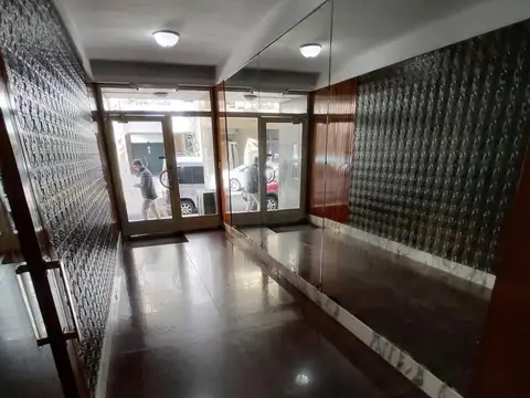 Departamento en Venta en Flores, USD 169.000