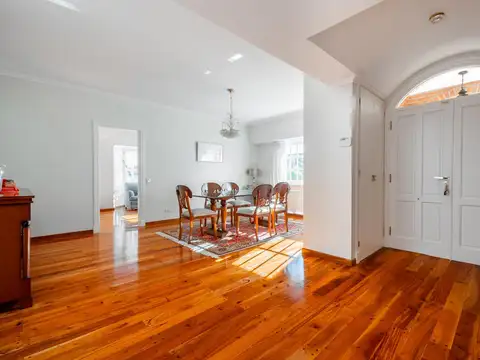 Casa en Venta en Martínez, USD 820.000