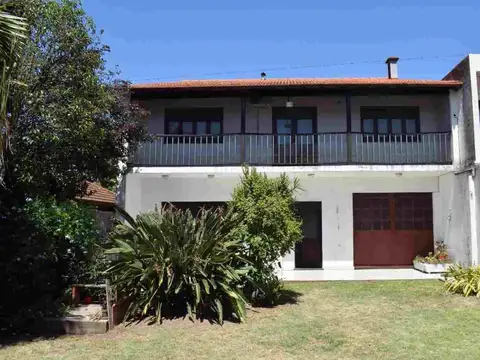 Venta casa 4 ambientes con Jardín en Quilmes