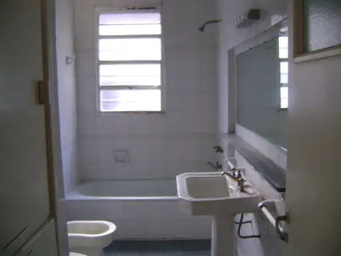 Depto Tipo Casa 4 ambientes con 1 baño