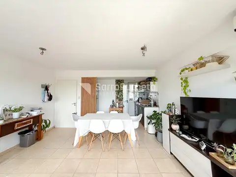 Venta Departamento 2 Ambientes con balcon, terraza y cochera en Haedo Sur.