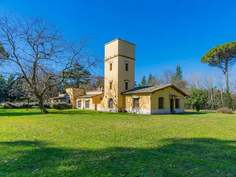 Hotel en Venta en Coronel Vidal, USD 750.000