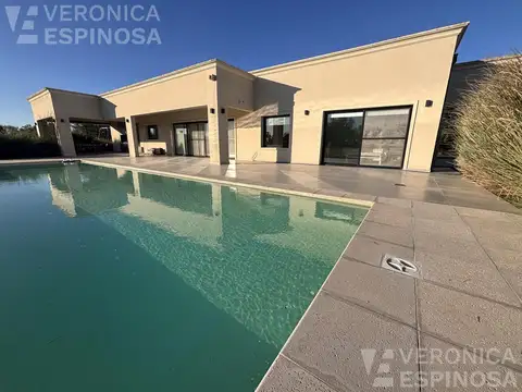 Casa en Venta en Santa Matilde, USD 334.000