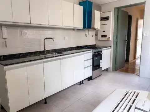 Departamento 4 ambientes con 2 baños