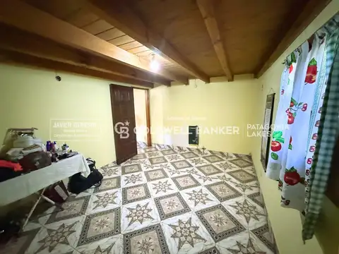 VENTA CASA 3 dormitorios 150m2  y Local  60m2 a la calle B Mallin - Villa La Angostura