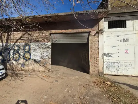 Galpon en Venta 19  mts Fondo