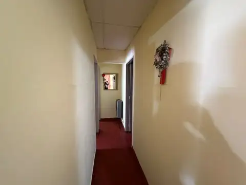 Casa 5 ambientes con 1 baño
