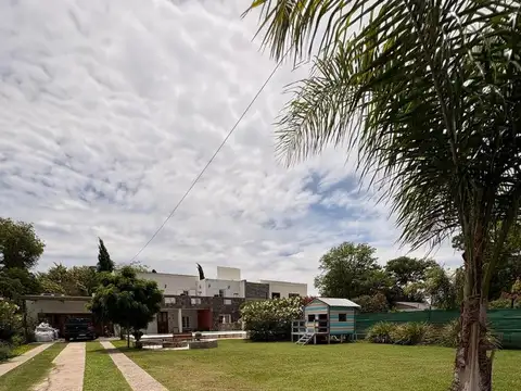 Los Cedros al 1300