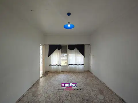 Casa en Alquiler en San Justo, $ 700.000