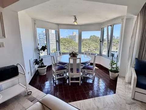 Apartamento en venta c/ cochera en Roosevelt