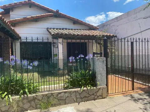 VENTA CASA 4 AMBIENTES HURLINGHAM (VILLA CLUB)
