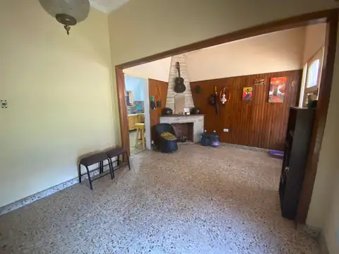 VENTA CASA 4 AMBIENTES HURLINGHAM (VILLA CLUB)