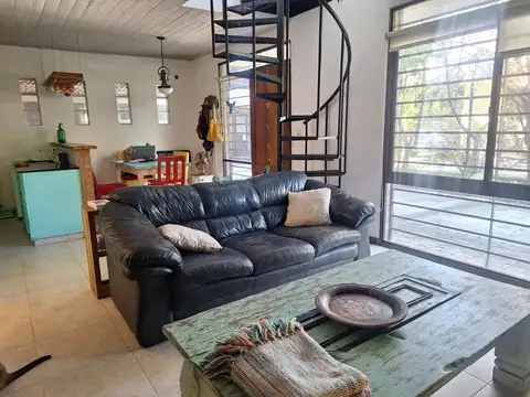 Depto Tipo Casa en Venta en Martínez, USD 190.000