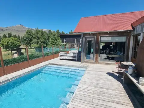 Casa en Venta con 1 cochera