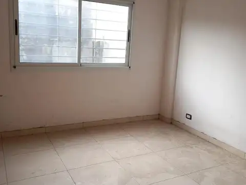 Oficina en Venta con 2 cocheras