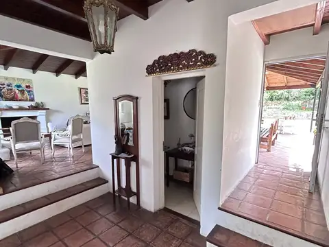 Casa en venta de 4 dormitorios c/pileta en San Lorenzo
