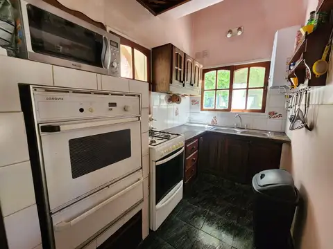 Alquiler Anual Casa Amueblada en El Bosque Country Club Campana | 4 Ambientes con Piscina