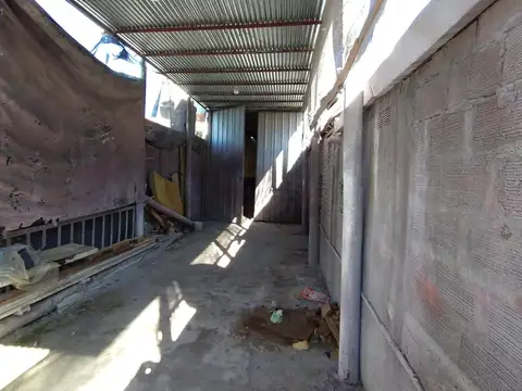 Galpon en Venta en Lanús Este, USD 40.000