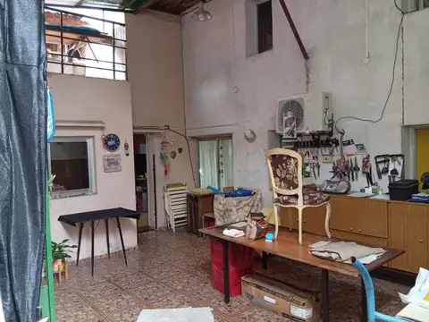 Depto Tipo Casa en Venta 50 años