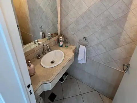 Casa en Venta en Liniers, USD 280.000