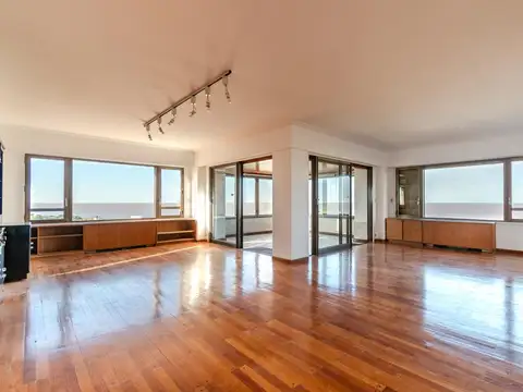 Departamento en Alquiler de 3 dormitorios