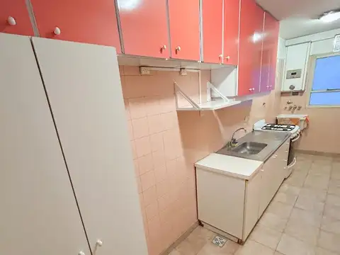 RETASADO! Departamento 2 ambientes amplios con balcón
