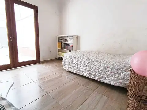 Depto Tipo Casa en Venta en Flores, USD 132.500