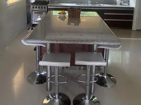 Casa en Venta de 5 dormitorios