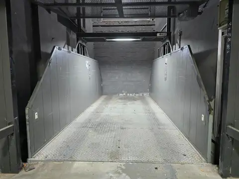 Cochera en Venta para coche grande