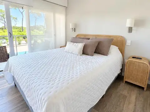 Departamento en Alquiler Temporal en Playa Mansa, USD 3.800