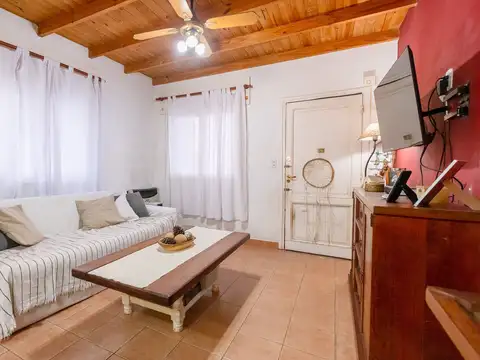 Depto Tipo Casa en Venta de 3 ambientes