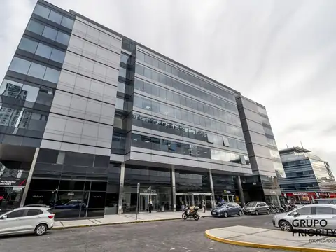 Oficina en el corazon de Puerto Madero con cochera cubierta!