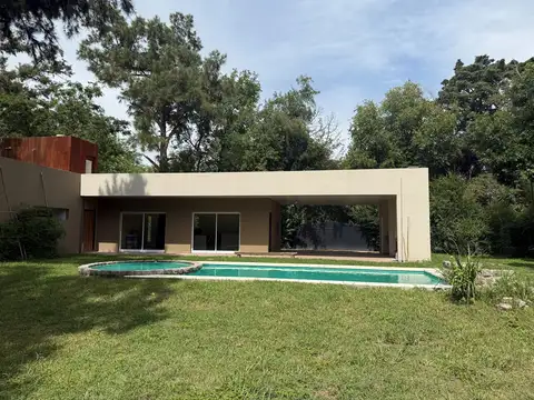 Casa en Venta en Parque Jularó, USD 155.000