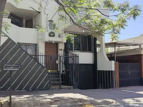 VENTA CASA DUPLEX 4 DORMITORIOS APTA CREDITO GLLEN