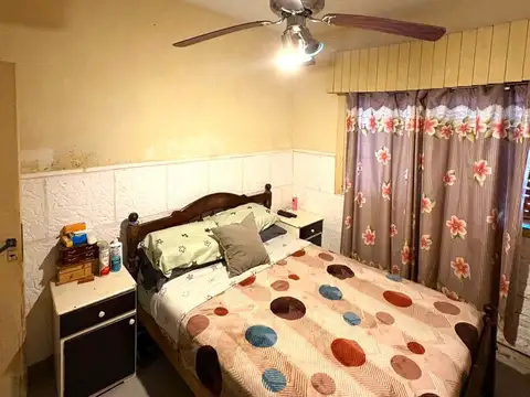 VENTA DE 3 VIVIENDAS EN UNA MISMA PROPIEDAD - BUENA UBICACIÓN DE JOSÉ C. PAZ.