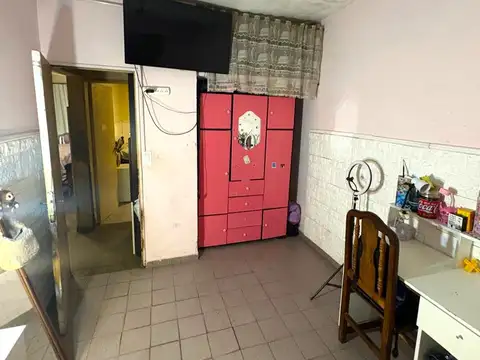 VENTA DE 3 VIVIENDAS EN UNA MISMA PROPIEDAD - BUENA UBICACIÓN DE JOSÉ C. PAZ.
