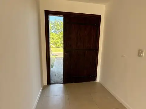 Casa en Alquiler de 4 dormitorios