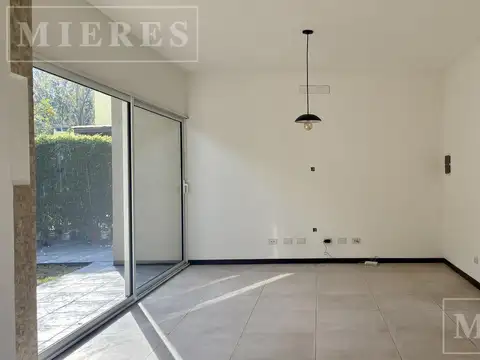 Casa en Alquiler en Los Olivares, USD 1.600
