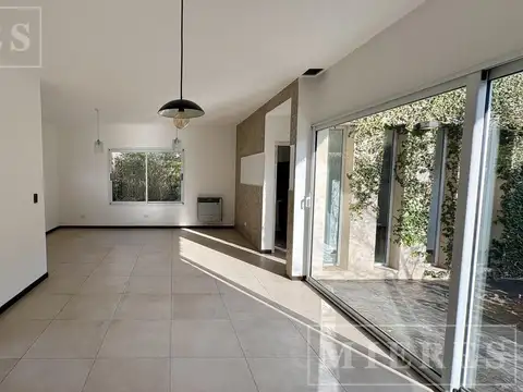 Casa en alquiler anual en Los Olivares