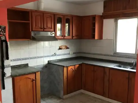VENTA - CASA - 2 DORMI - OLIVA